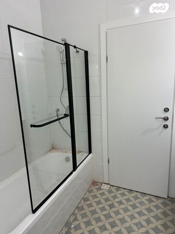 דירת גן, כרמי גת, קרית גת