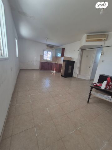 דירה, אלחריזי, נאות שקמה, ראשון לציון