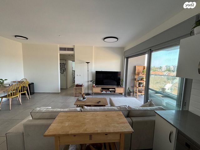 דירה, חרות, שכונת גפן, רמת גן