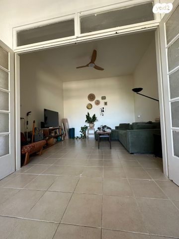 דירה, הרצל 29, שוק תלפיות, חיפה