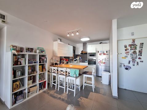 דירה, מכללת תל אביב יפו, דקר, תל אביב יפו