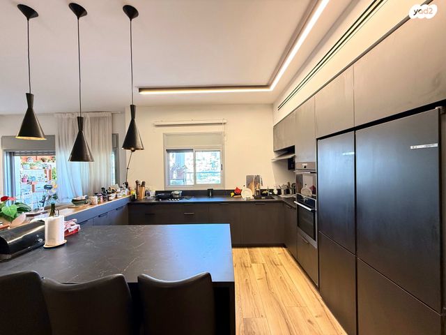 דירת גן, הציפורים, מודיעין מכבים רעות