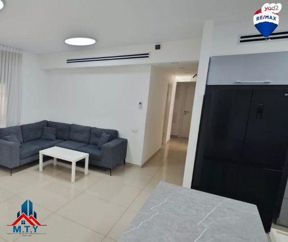 דירה, יוסי בנאי, קרית האמנים, מצליח, רמלה