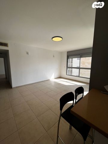 דירה, הדר, רמת השרון