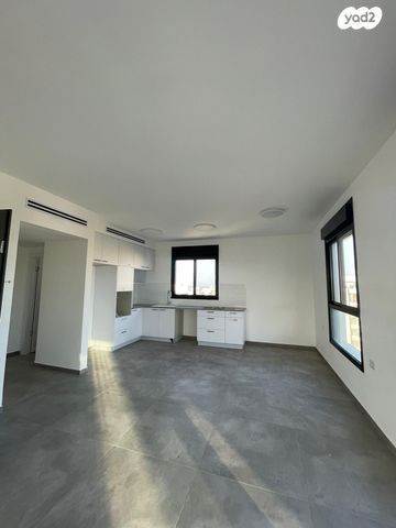 דירה, הרב שקדי, מחנה יהודה, פתח תקווה