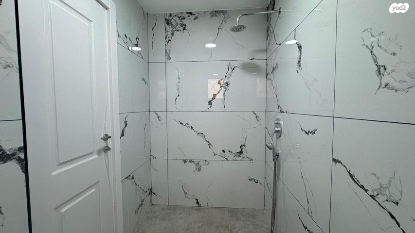 דירת גן, שדרות ארלוזורוב, מרכז העיר, עפולה