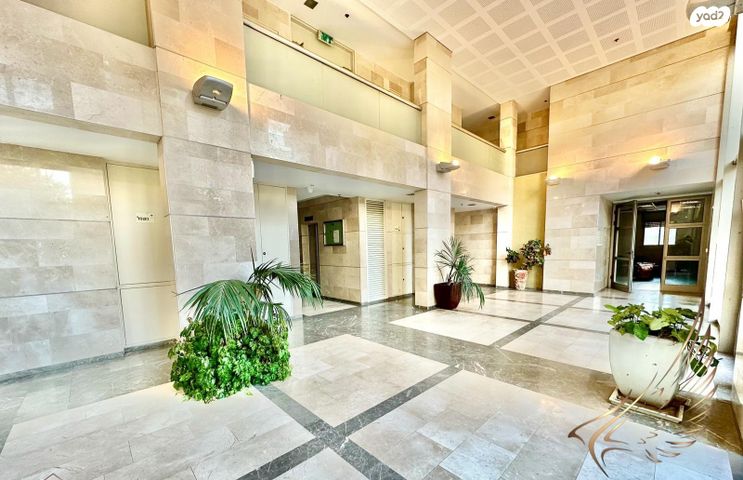 דירה, אייר 12, קרית השרון, נתניה