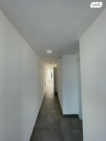 דירה, הרב שקדי, מחנה יהודה, פתח תקווה