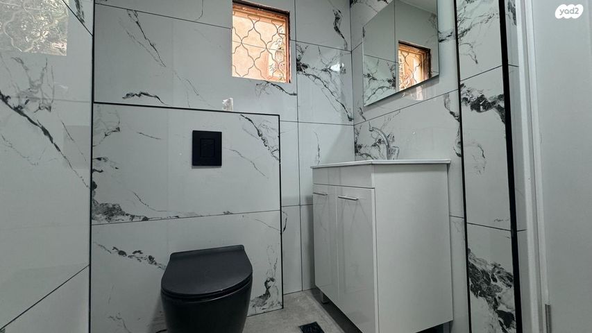 דירת גן, שדרות ארלוזורוב, מרכז העיר, עפולה