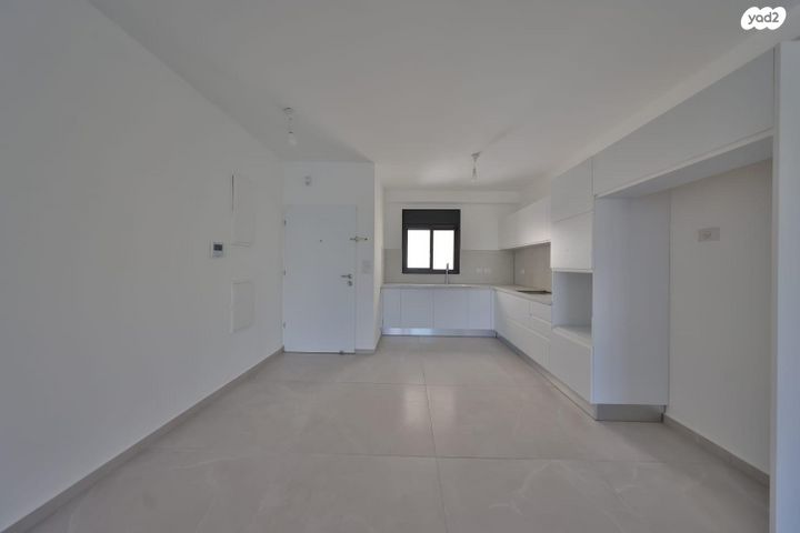 דירה, בנימין 4, מרכז העיר, סביניה, הוותיקה, קרית ביאליק