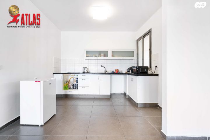 דירה, דורני שלום 4, נווה דקלים, פתח תקווה