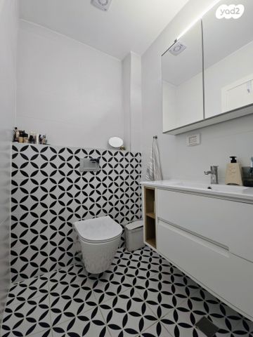 דירה, בר אילן, נווה דוד רמז, רעננה