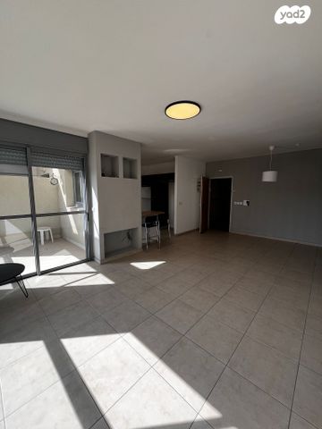 דירה, הדר, רמת השרון