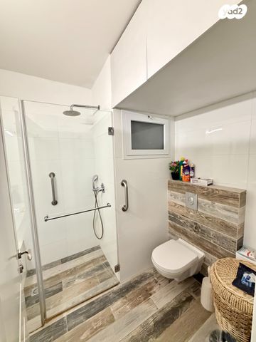 דירה, גד, בקעה, ירושלים