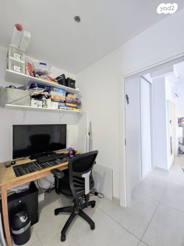 דירה, בר אילן, נווה דוד רמז, רעננה