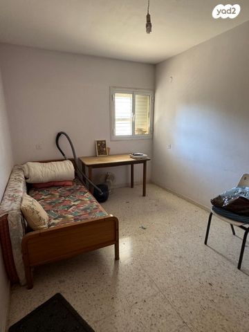 דירה, עין גדי, שכונה ט', באר שבע