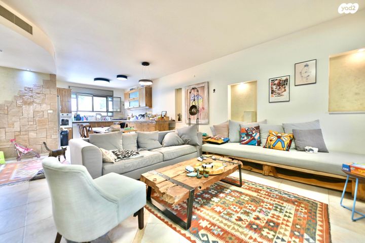 דו משפחתי, רמז, מרכז מזרחי, נס ציונה