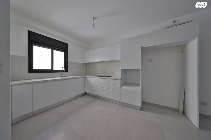 דירה, בנימין 4, מרכז העיר, סביניה, הוותיקה, קרית ביאליק