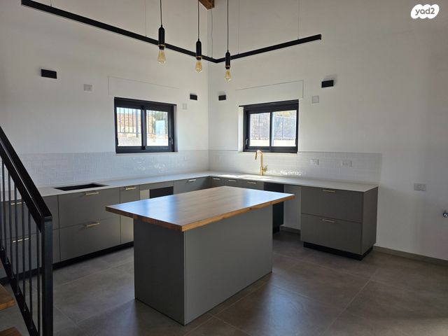 בית פרטי/ קוטג', קלע