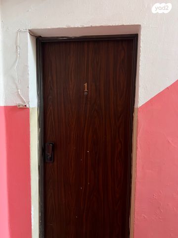 דירה, שרה, שער פלמר, תחנת רכבת השמונה, חיפה