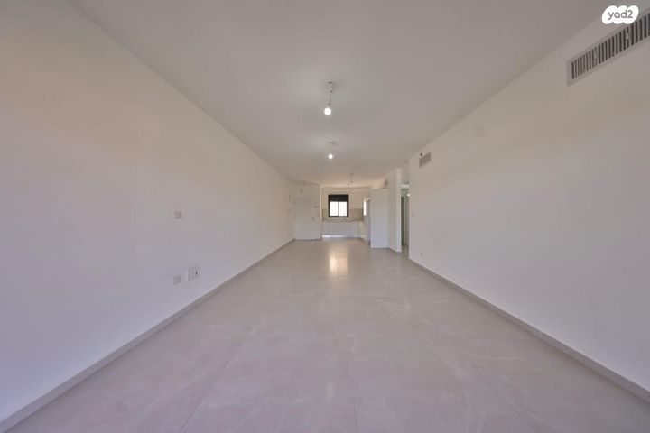 דירה, בנימין 4, מרכז העיר, סביניה, הוותיקה, קרית ביאליק