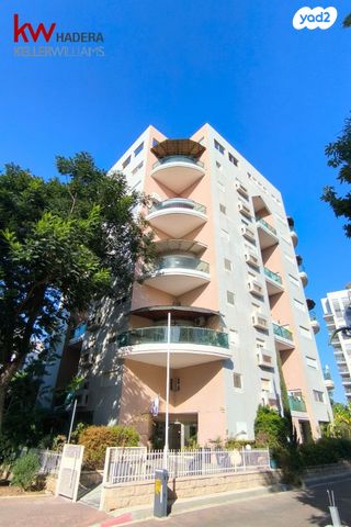 יצחק רבין 12