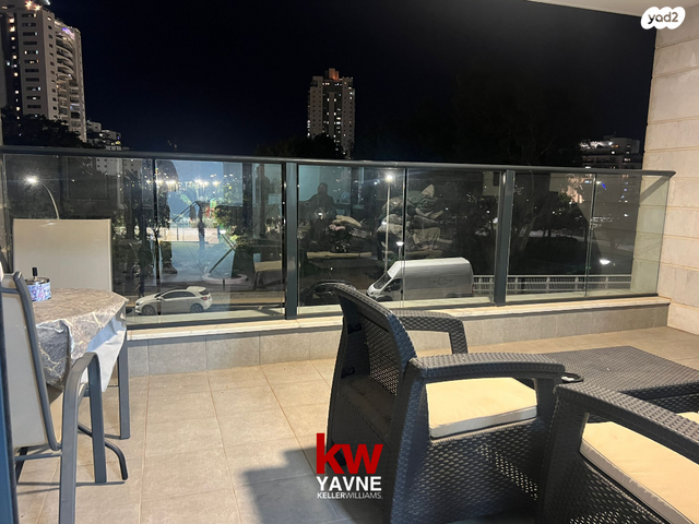 דירה, הנמל, נאות רבין, יבנה