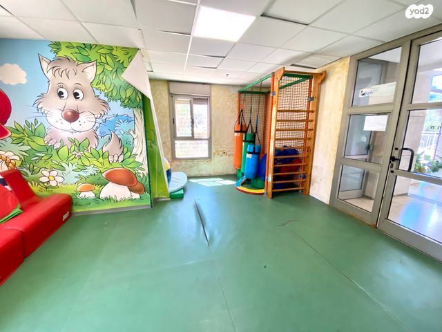 דירת גן, קרית השרון, נתניה