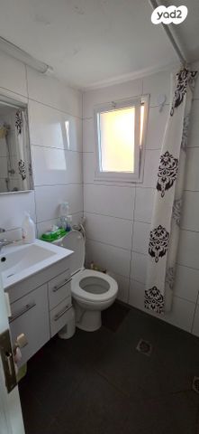 דירה, וייצמן 64, עמידר, בת ים