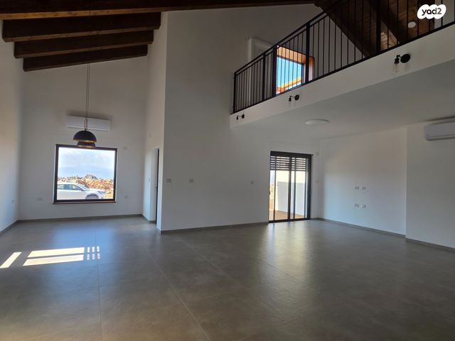 בית פרטי/ קוטג', קלע