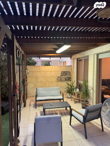 דירת גן, המייסדים, פרדס רייספלד, קרית אונו החדשה, קרית אונו