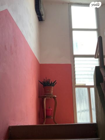 דירה, שרה, שער פלמר, תחנת רכבת השמונה, חיפה