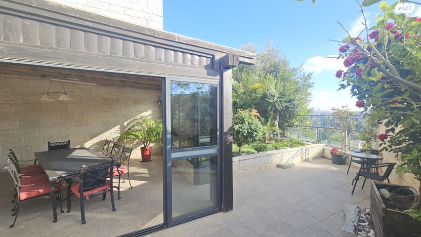 דירת גן, רמת שרת, ירושלים