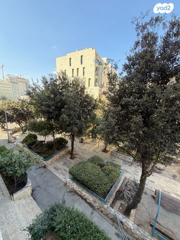 דירה, גד, בקעה, ירושלים