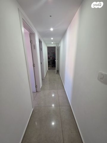 גג/ פנטהאוז, זלמן ארן, רובע ד', אשדוד