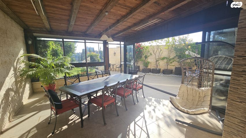 דירת גן, רמת שרת, ירושלים