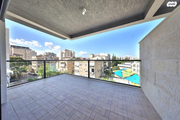 דירה, בנימין 4, מרכז העיר, סביניה, הוותיקה, קרית ביאליק