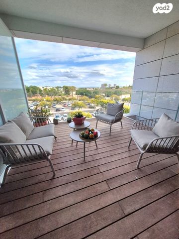 דירה, קיסריה