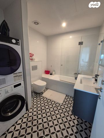 דירה, ישראל טל 5, מונטיפיורי, הרכבת, תל אביב יפו