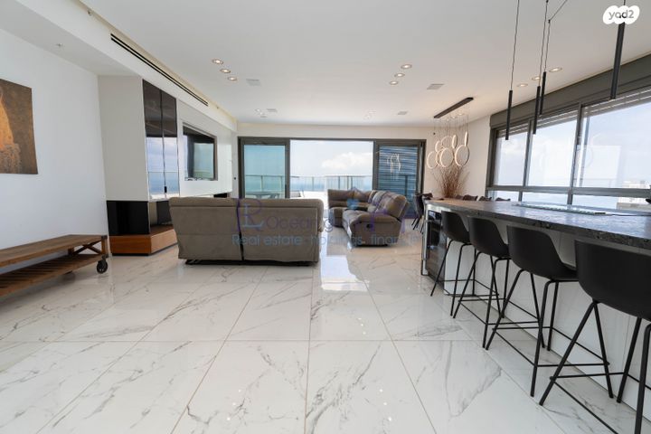 גג/ פנטהאוז, דווייט דייוויד איזנהאואר 5, אגמים, נתניה