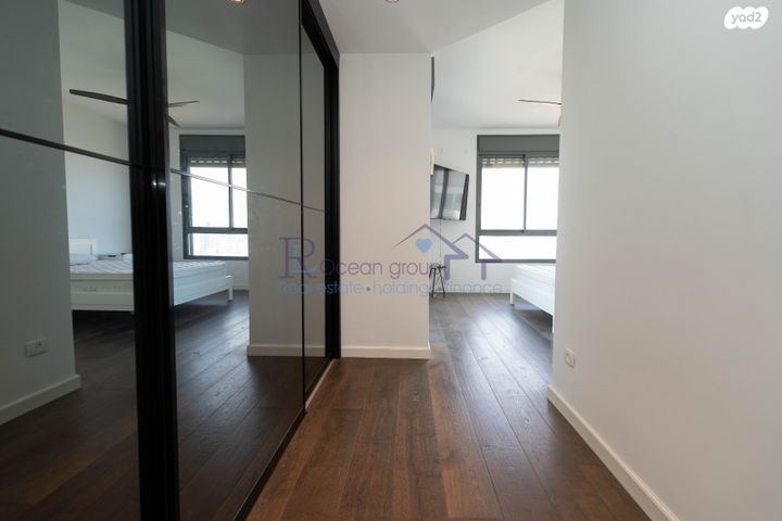 גג/ פנטהאוז, דווייט דייוויד איזנהאואר 5, אגמים, נתניה