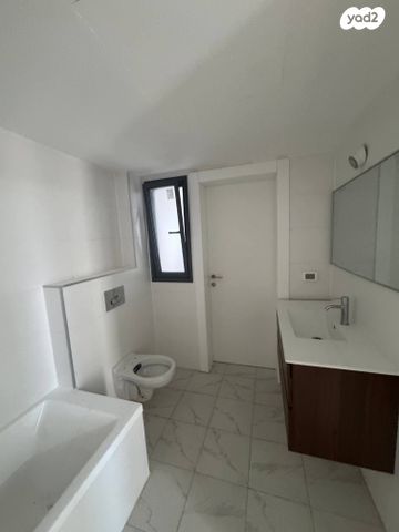 דירה, פארק העסקים האלף, ראשון לציון