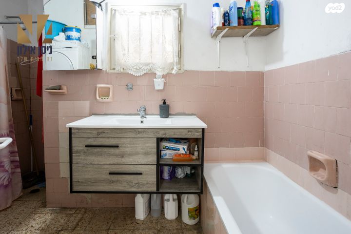 דירה, זאב אורלוב 104, לב המושבה / מרכז העיר, פתח תקווה