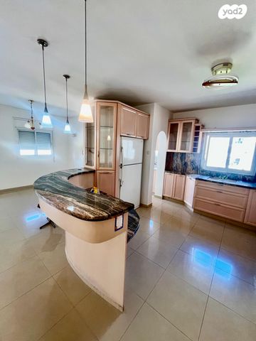 גג/ פנטהאוז, רובע הקריה, הסיטי, אשדוד