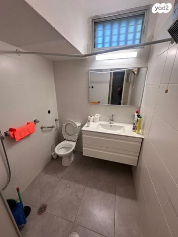 דירה, שכונה י"א, באר שבע