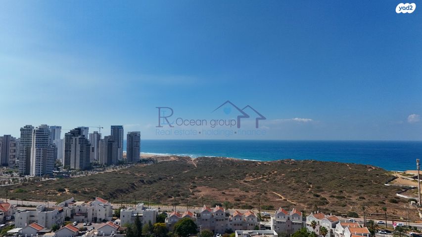 גג/ פנטהאוז, דווייט דייוויד איזנהאואר 5, אגמים, נתניה