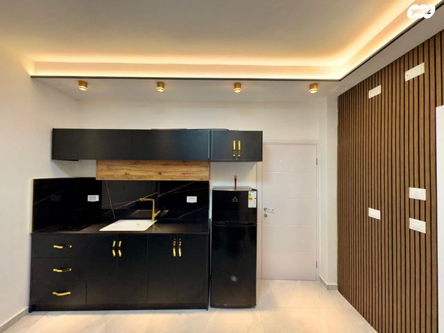 יחידת דיור, שדרות כצנלסון, מרכז העיר, קרית אתא