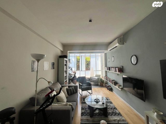 דירה, דרך השלום, תל חיים, תל אביב יפו