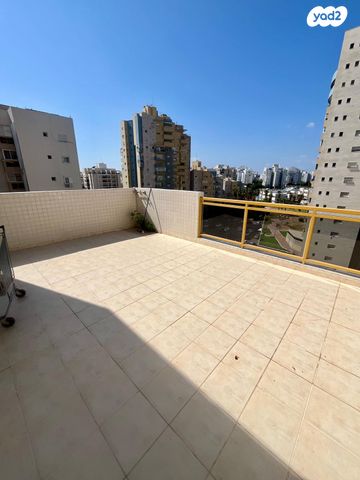 גג/ פנטהאוז, רובע הקריה, הסיטי, אשדוד