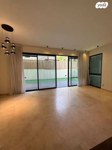 דירת גן, פרישמן, הצפון הישן - דרום, תל אביב יפו